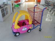 Красный порошок покрыл рицинусы травелатор корзины детей с автомобилем игрушки